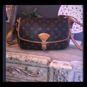 Authentic Louis Vuitton Crossbody